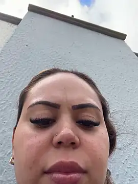 lariic online show from March 2026 01:26:01 PM