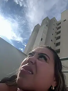 lariic online show from March 2026 06:43:01 PM