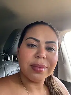 Snapshot of lariic chatting on May 2026 02:42:02 PM lariic online show from May 2026 02:42:02 PM