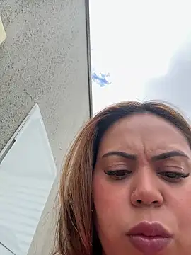 lariic online show from March 2026 03:11:02 PM