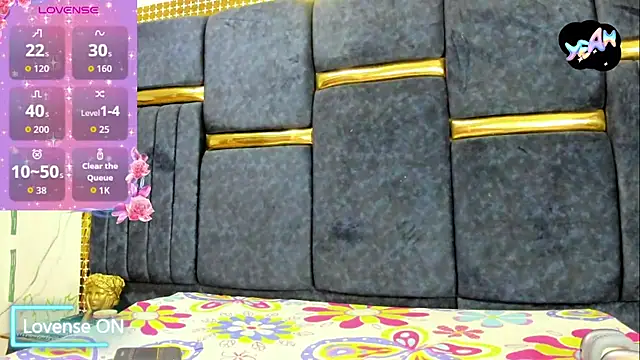 skaysanchez1 online show from October 2025 12:59:02 PM