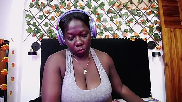 skaysanchez1 online show from February 2026 12:18:02 PM