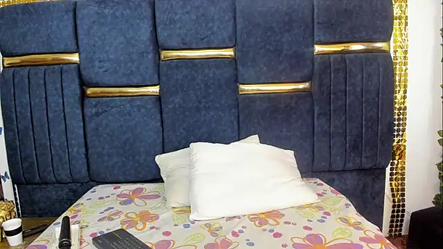 skaysanchez1 online show from December 2025 02:19:02 PM