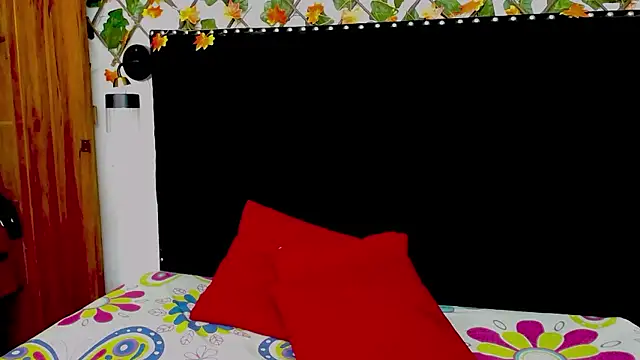 skaysanchez1 online show from January 2026 01:18:01 PM