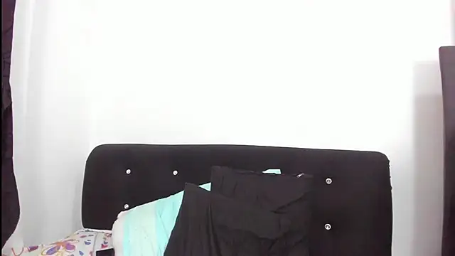 skaysanchez1 online show from March 2025 08:44:02 PM