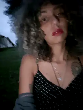 Snapshot of tucurly_latina chatting on January 2025 11:40:01 PM tucurly latina online show from January 2025 11:40:01 PM