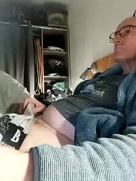 bogland33 online show from February 2026 08:08:01 PM