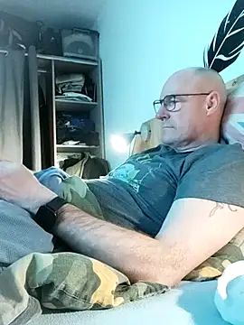 bogland33 online show from March 2026 07:26:02 PM