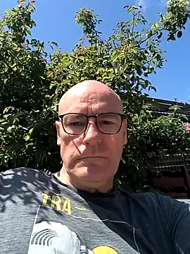 Snapshot of bogland33 chatting on June 2026 10:53:01 AM bogland33 online show from June 2026 10:53:01 AM