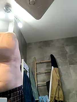 bogland33 online show from October 2025 12:50:01 PM