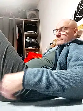 bogland33 online show from March 2026 08:07:01 PM