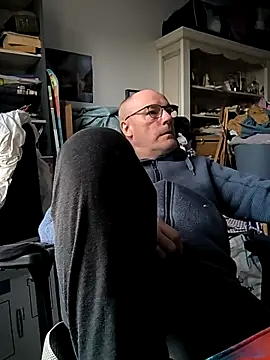 bogland33 online show from March 2026 10:05:02 AM