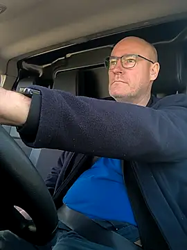 bogland33 online show from April 2026 04:14:02 PM