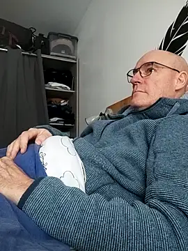 bogland33 online show from February 2026 11:20:02 AM