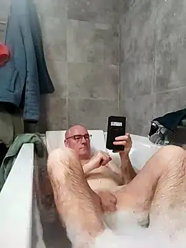 bogland33 online show from February 2026 05:02:02 PM