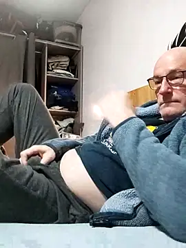 bogland33 online show from March 2026 08:11:01 PM