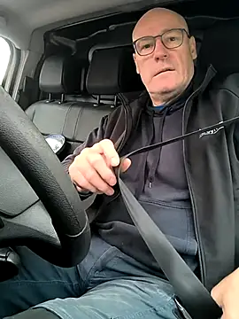 bogland33 online show from December 2025 11:26:02 AM