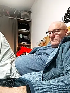 bogland33 online show from March 2026 07:47:01 PM