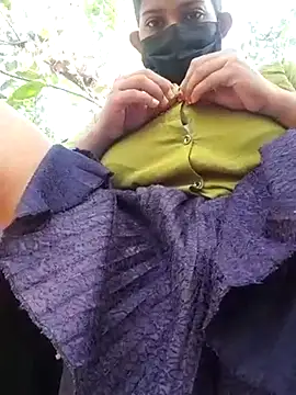 Snapshot of kumaricapalsex2 chatting on February 2025 03:13:02 AM kumaricapalsex2 online show from February 2025 03:13:02 AM