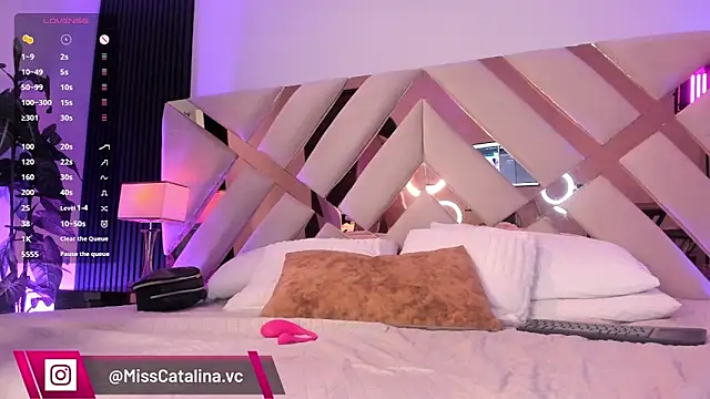 miss catalinaa online show from June 2026 12:49:02 PM