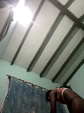 alejandrasxx online show from November 2025 11:47:02 AM