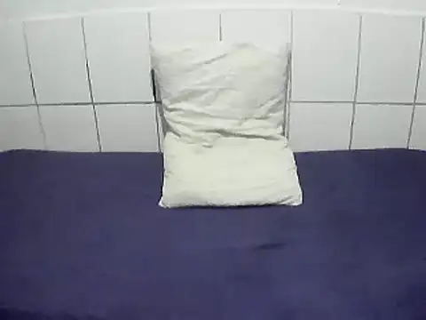 Snapshot of pierdona chatting on May 2026 08:19:01 PM pierdona online show from May 2026 08:19:01 PM