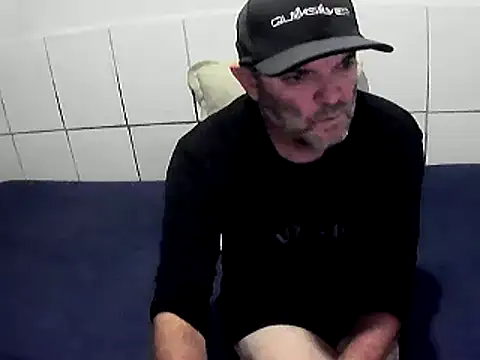 pierdona online show from February 2026 07:25:01 PM