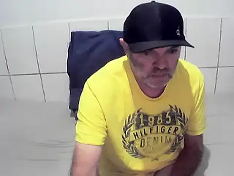 Snapshot of pierdona chatting on July 2026 03:02:02 PM pierdona online show from July 2026 03:02:02 PM