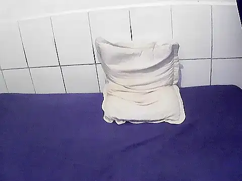 pierdona online show from February 2026 07:23:02 PM