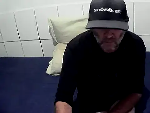 pierdona online show from February 2026 08:21:01 PM