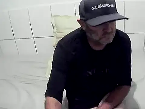 pierdona online show from February 2026 07:44:02 PM