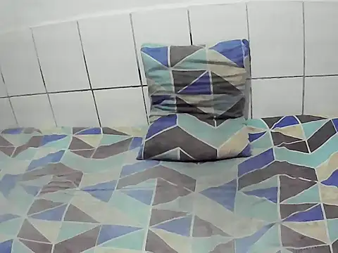 pierdona online show from November 2025 07:03:01 PM