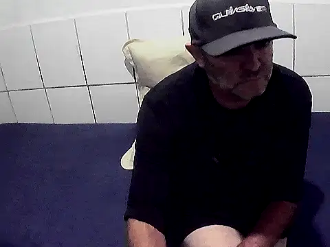 pierdona online show from February 2026 07:24:01 PM