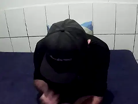 pierdona online show from December 2025 08:35:02 PM