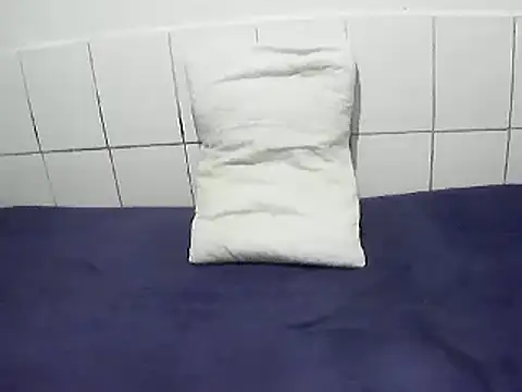 Snapshot of pierdona chatting on April 2026 08:00:02 PM pierdona online show from April 2026 08:00:02 PM