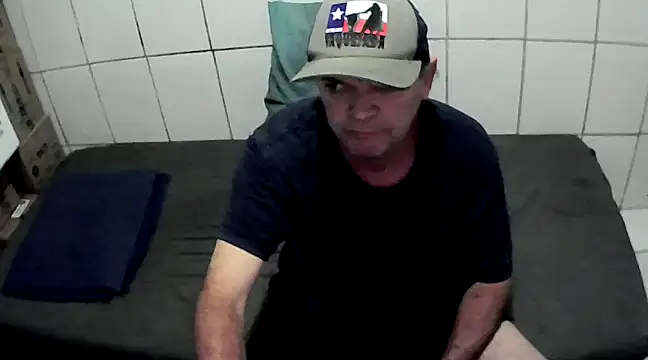 Snapshot of pierdona chatting on February 2025 08:34:02 PM pierdona online show from February 2025 08:34:02 PM