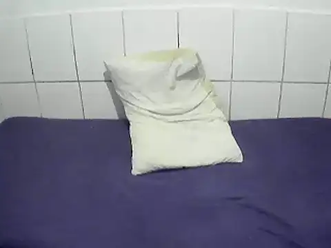 Snapshot of pierdona chatting on May 2026 10:54:02 PM pierdona online show from May 2026 10:54:02 PM