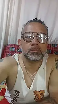 Snapshot of sthefania1710 chatting on June 2026 01:27:01 PM sthefania1710 online show from June 2026 01:27:01 PM