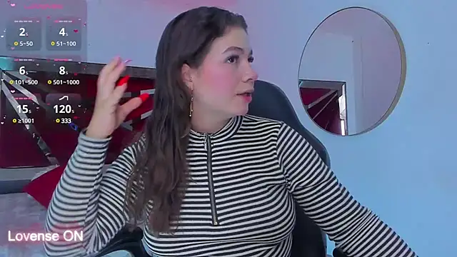 Snapshot of KarenPautt chatting on February 2025 05:27:01 PM KarenPautt online show from February 2025 05:27:01 PM