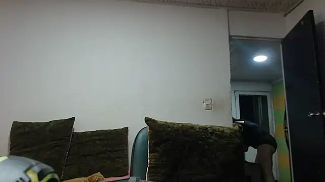 carolina linarez69 online show from April 2026 12:15:02 AM