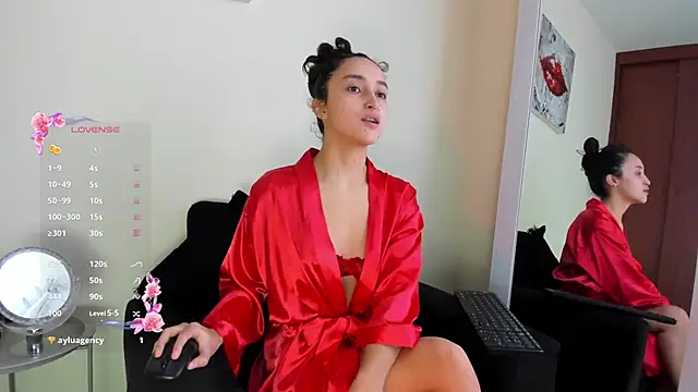 its  angelica  online show from November 2025 06:45:02 PM