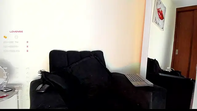 victoria  lace  online show from October 2025 11:03:02 PM