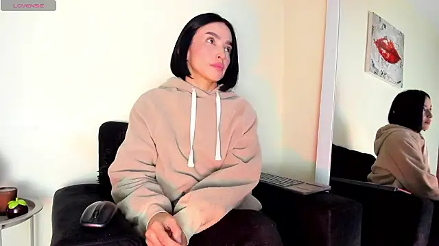 victoria  lace  online show from February 2026 12:55:02 AM