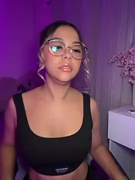 Snapshot of tuckersabrina chatting on October 2025 11:58:02 AM tuckersabrina online show from October 2025 11:58:02 AM