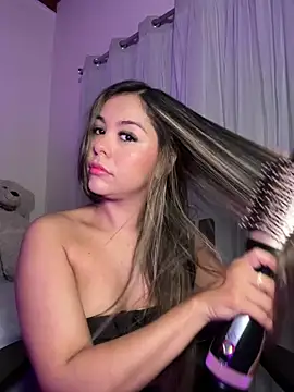 Snapshot of tuckersabrina chatting on February 2025 11:36:01 PM tuckersabrina online show from February 2025 11:36:01 PM