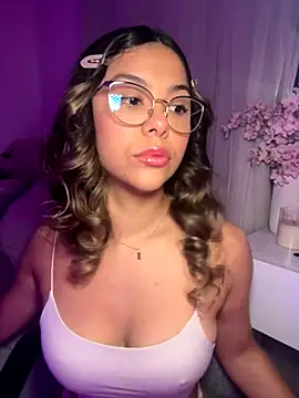 Snapshot of tuckersabrina chatting on October 2025 11:40:02 AM tuckersabrina online show from October 2025 11:40:02 AM