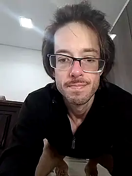 Snapshot of Mieto_ chatting on June 2026 07:08:02 PM Mieto online show from June 2026 07:08:02 PM