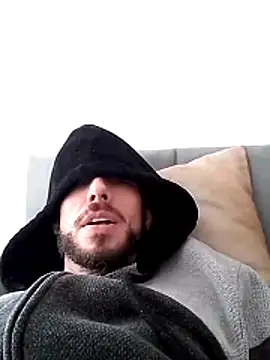 Snapshot of Mieto_ chatting on June 2026 10:43:01 AM Mieto online show from June 2026 10:43:01 AM