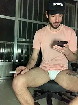Snapshot of Mieto_ chatting on June 2026 04:45:01 AM Mieto online show from June 2026 04:45:01 AM
