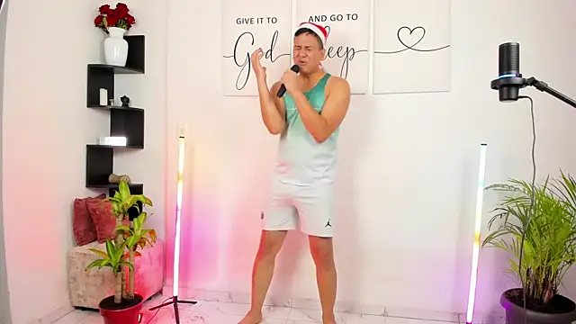 Snapshot of ANDREZALVAREZ chatting on November 2025 07:58:01 PM ANDREZALVAREZ online show from November 2025 07:58:01 PM